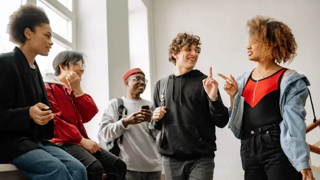 Students smiling - img f1 student visa lsi 2 1 - Language Systems International Students smiling