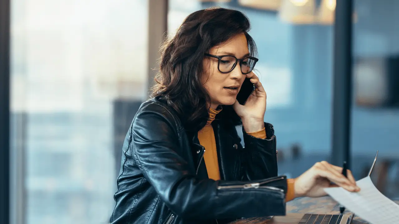 Woman on the cellphone